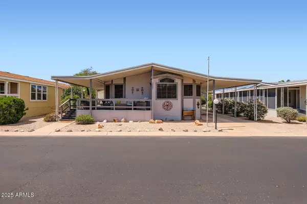 2233 E Behrend Drive #66, Phoenix, AZ 85024