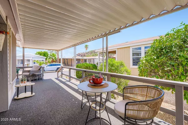 2233 E Behrend Drive #66, Phoenix, AZ 85024