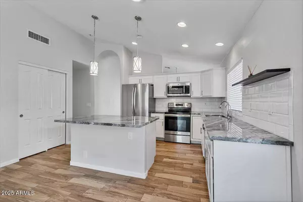 20283 N 51ST Drive, Glendale, AZ 85308