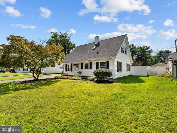 43 BEAVERDALE LN, Willingboro, NJ 08046