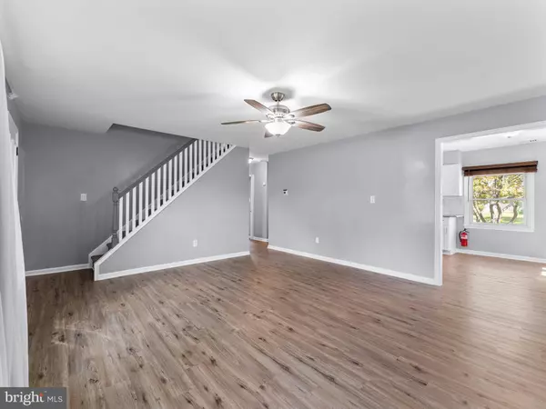 43 BEAVERDALE LN, Willingboro, NJ 08046