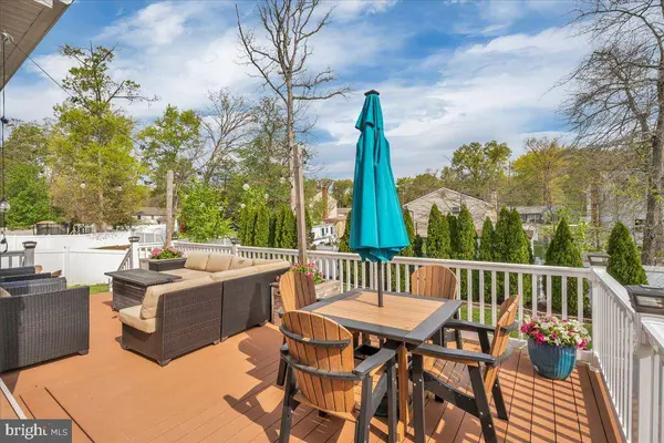 256 STAGGERBUSH RD, Williamstown, NJ 08094