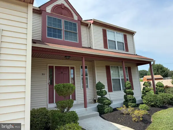 35 BIRCHLY CT, West Deptford, NJ 08093