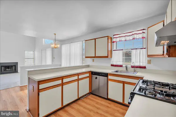 35 BIRCHLY CT, West Deptford, NJ 08093