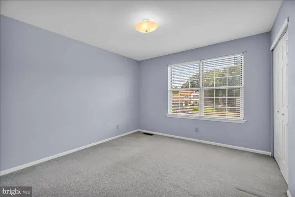 35 BIRCHLY CT, West Deptford, NJ 08093