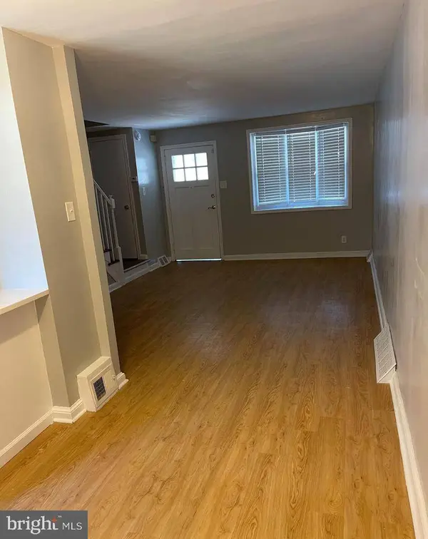 5904 NEWTOWN AVE, Philadelphia, PA 19120