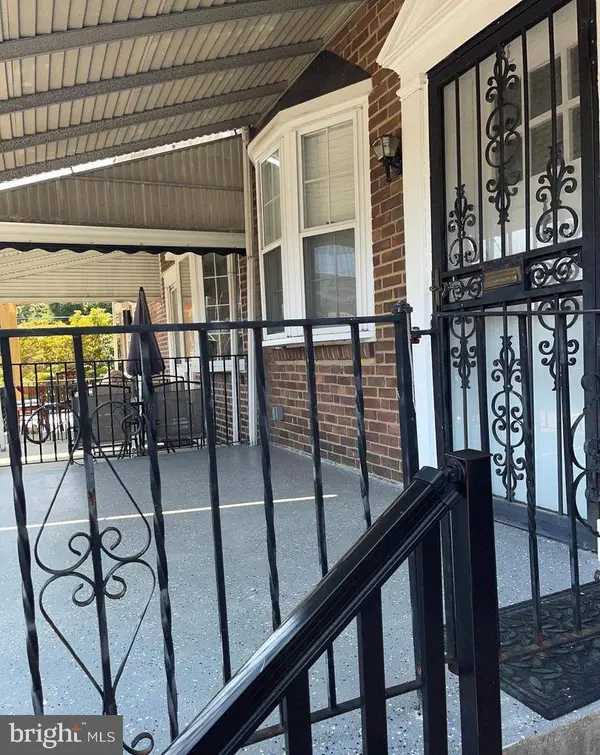 5904 NEWTOWN AVE, Philadelphia, PA 19120