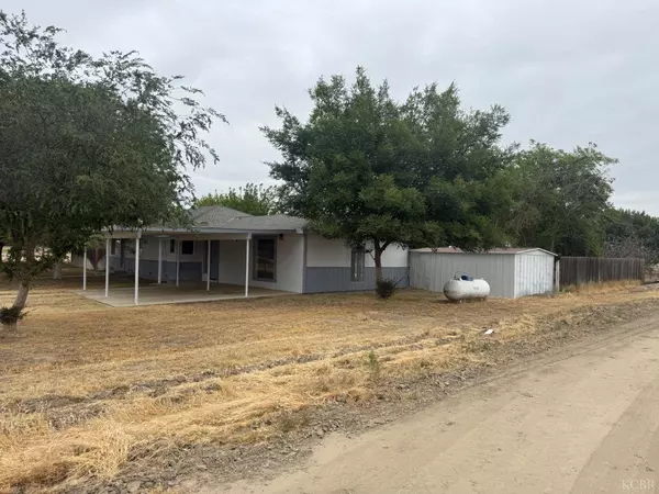 14685 17th Avenue, Lemoore, CA 93245