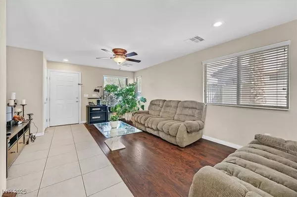 6380 Blue Twilight CT, Las Vegas, NV 89108