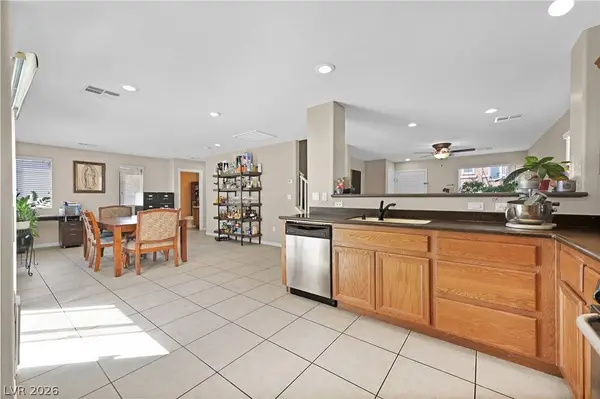 6380 Blue Twilight CT, Las Vegas, NV 89108