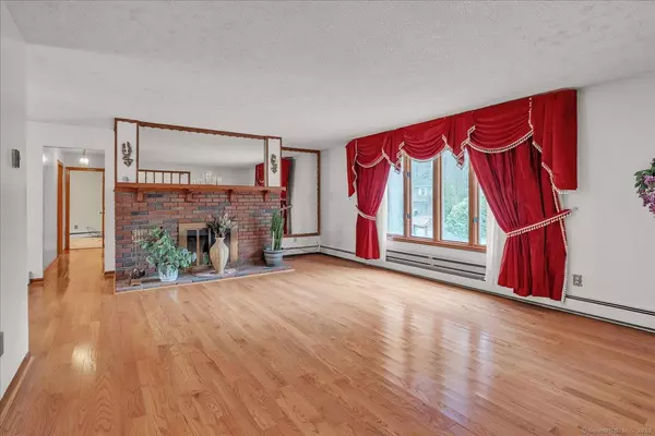 12 Waterman Street, Killingly, CT 06239