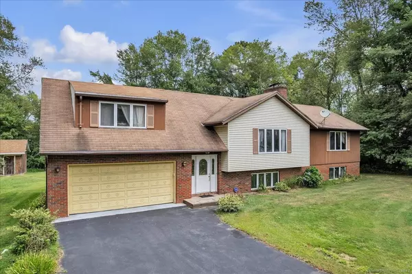 12 Waterman Street, Killingly, CT 06239