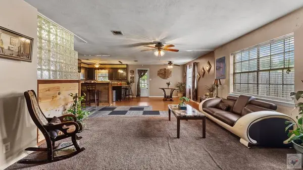 244 Hickerson Ave, Wake Village, TX 75501
