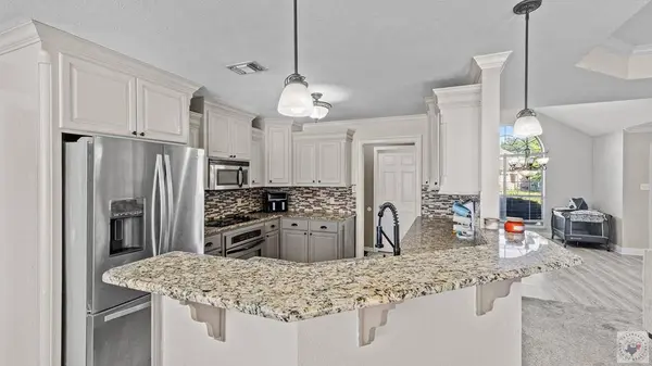 323 Meadowridge Cir, Texarkana, AR 71854