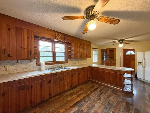 1717 FIRST ST, Staunton, VA 24401