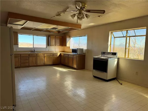 4980 W Weddle WAY, Moapa, NV 89025