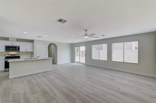 5216 Aztec Heights ST, North Las Vegas, NV 89081