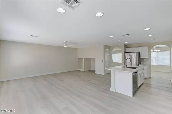 5216 Aztec Heights ST, North Las Vegas, NV 89081