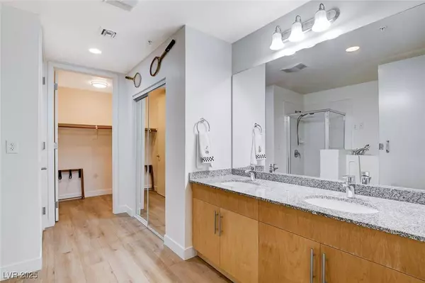 353 E Bonneville AVE #233, Las Vegas, NV 89101