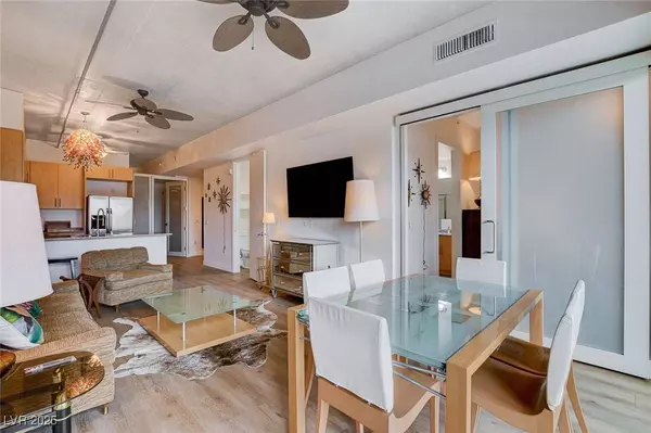 353 E Bonneville AVE #233, Las Vegas, NV 89101