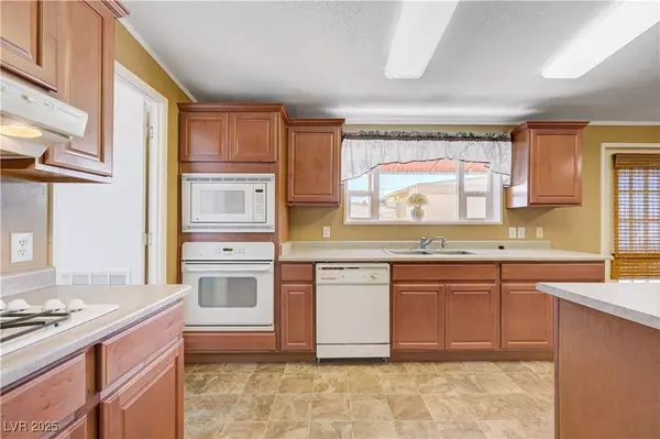 2252 Brenda LN, Las Vegas, NV 89156