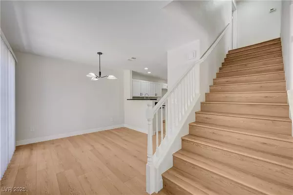 2732 Stargate ST, Las Vegas, NV 89108