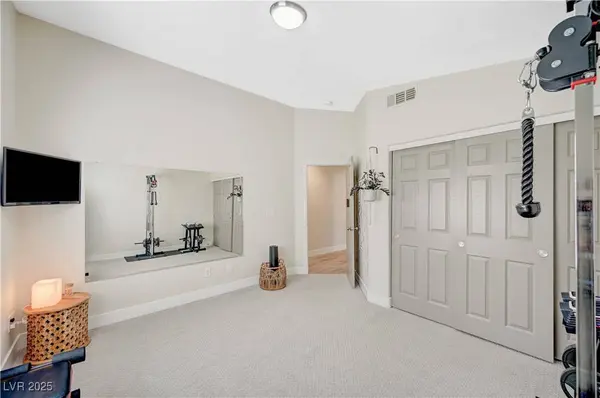 2729 La Montana ST, Las Vegas, NV 89108