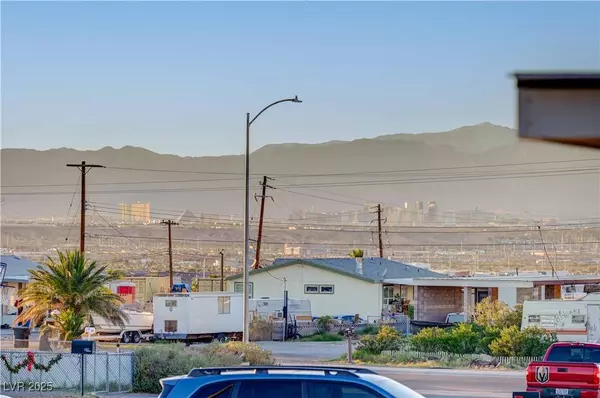 276 Aztec LN, Henderson, NV 89015