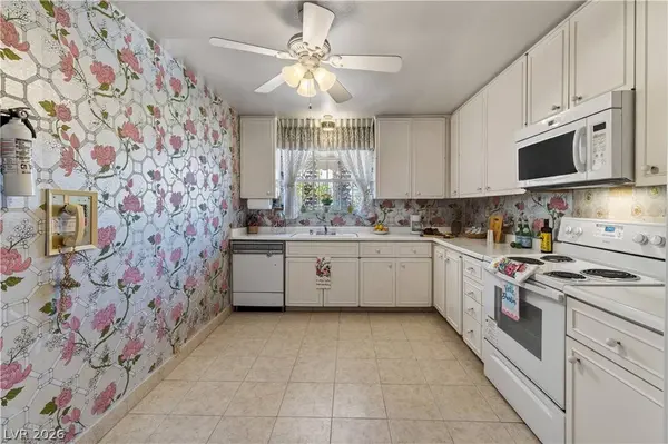 624 Tam O Shanter #0, Las Vegas, NV 89109
