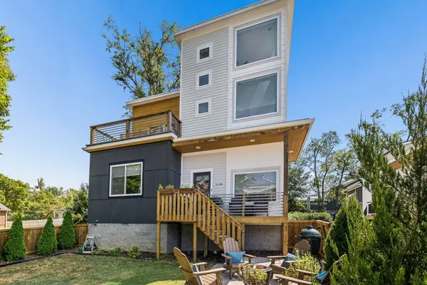 1214B Keller Ave