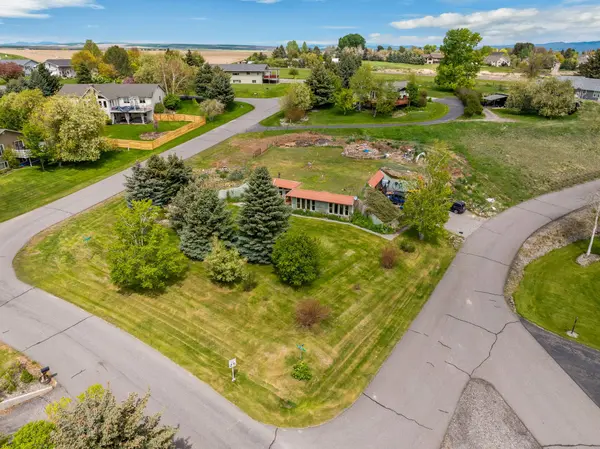 6040 Pearl DR, Manhattan, MT 59741