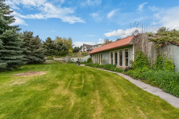 6040 Pearl DR, Manhattan, MT 59741