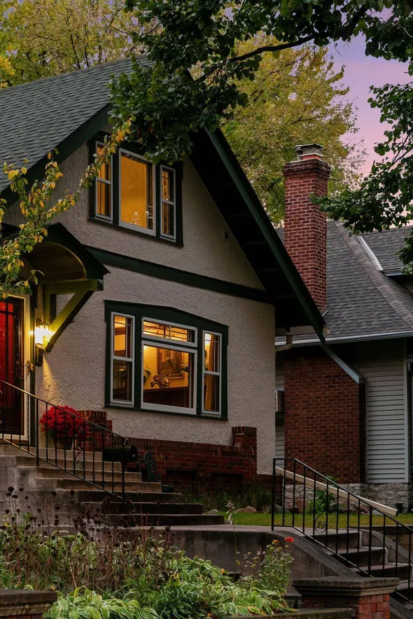 1506 Hague AVE, Saint Paul, MN 55104