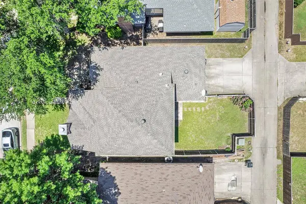 617 Willow Oak Drive, Allen, TX 75002