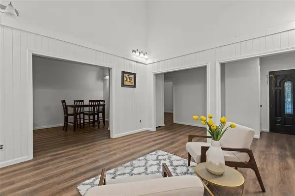 211 Willowwood Place, Duncanville, TX 75116