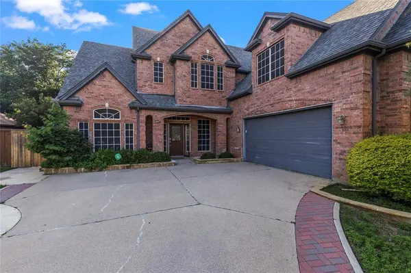 5517 Greenview Court, North Richland Hills, TX 76148