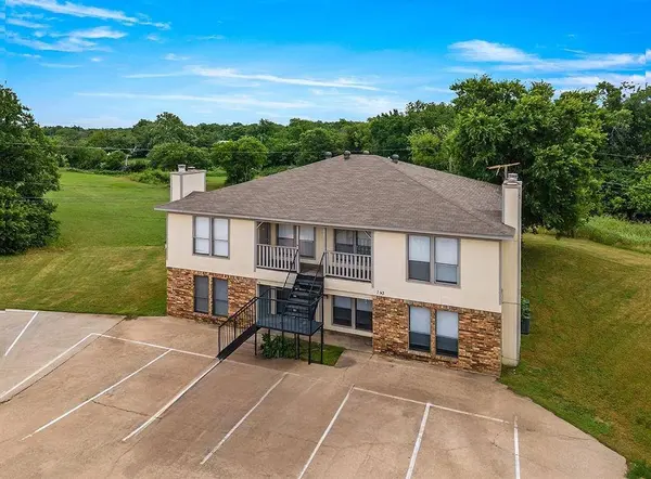 143 Allencrest Drive #A, White Settlement, TX 76108