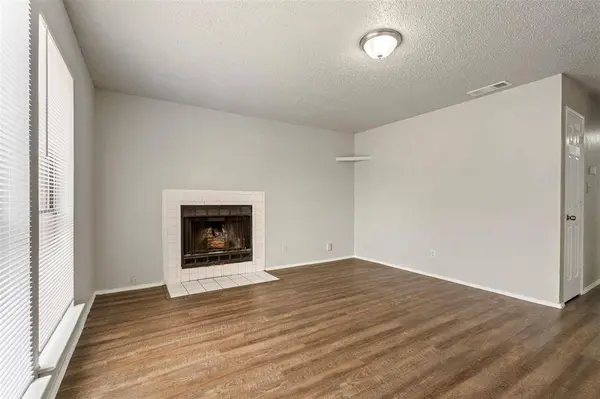 143 Allencrest Drive #A, White Settlement, TX 76108
