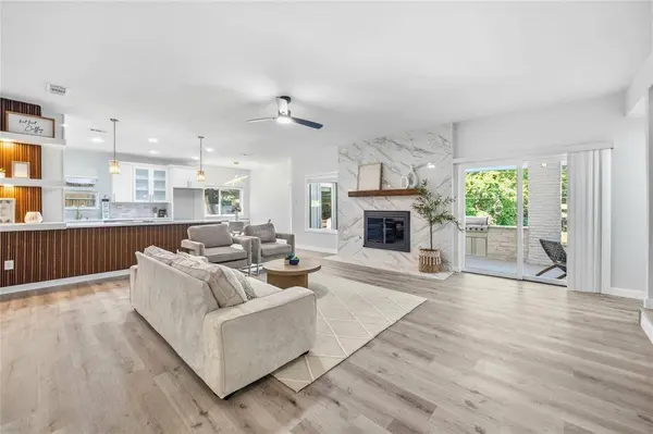 1013 Tanglewood Lane