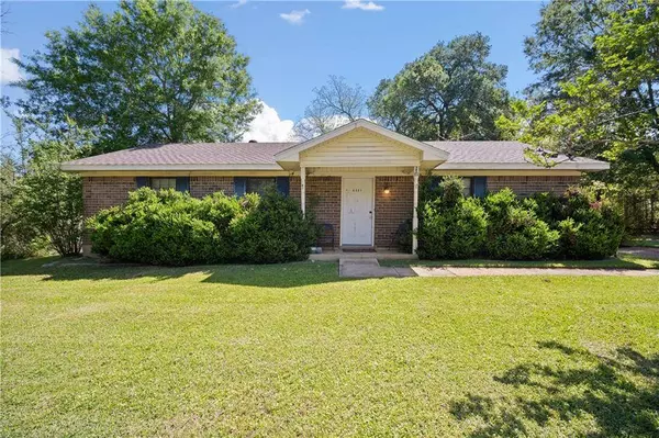 6441 Mcadams DR W, Theodore, AL 36582