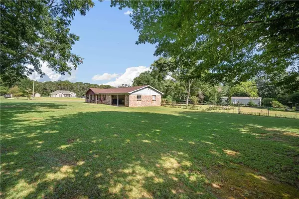 12330 Diffee RD, Grand Bay, AL 36541