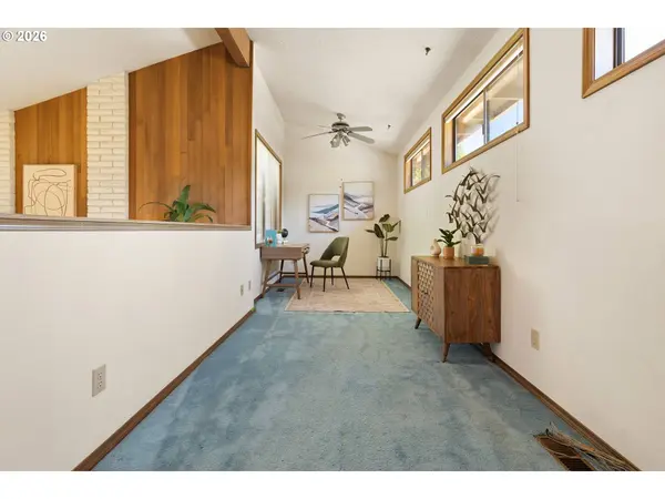 6010 SW TEXAS CT, Portland, OR 97219
