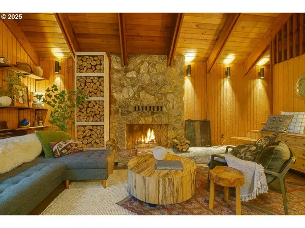 71461 FISHHAWK RD, Clatskanie, OR 97016