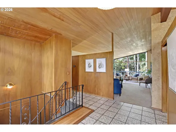 5575 NW 137TH AVE, Portland, OR 97229