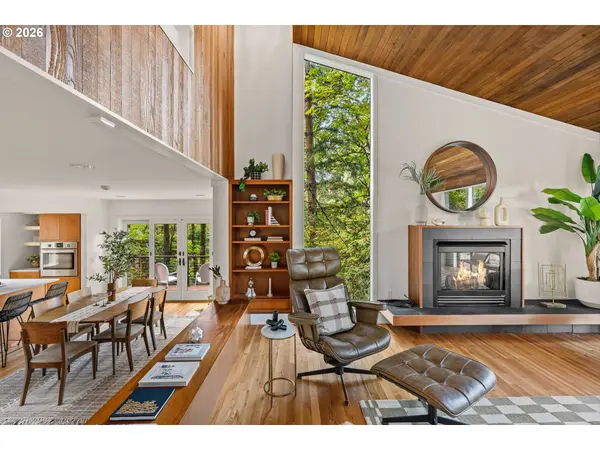 4915 SW BARNES RD, Portland, OR 97221