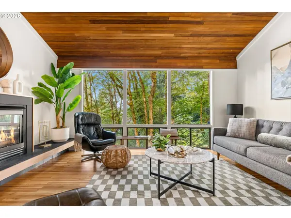 4915 SW BARNES RD, Portland, OR 97221