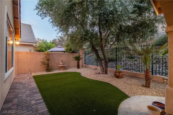1501 Via Salaria CT, Henderson, NV 89052