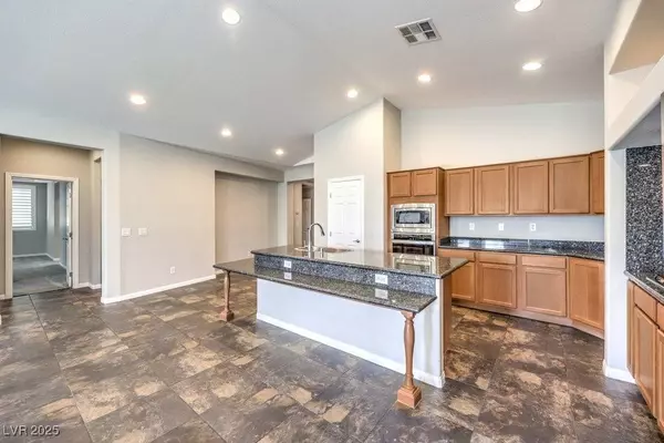 960 Rue Grand Paradis LN, Henderson, NV 89011