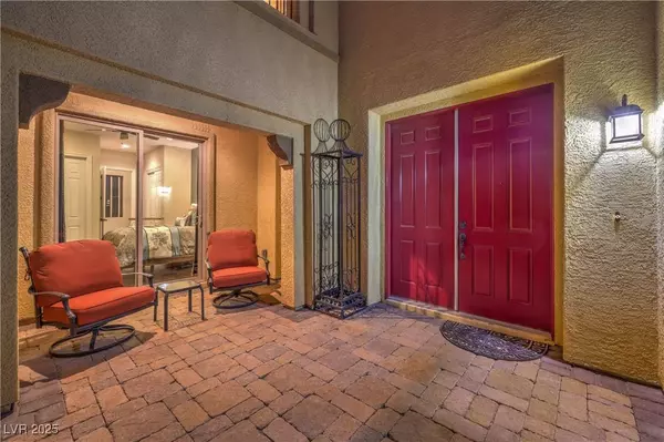 79 Rezzonico DR, Henderson, NV 89011