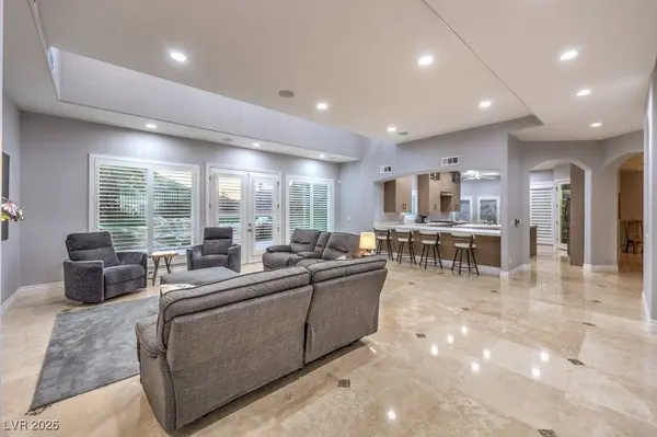 3 Grand Anacapri DR, Henderson, NV 89011